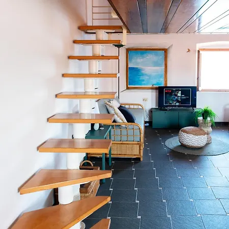 Apartment Delizioso Loft A Stella, Isola D'elba