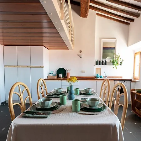 Delizioso Loft A Stella, Isola D'elba Apartment